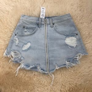 Brand new LF denim skirt😍✨